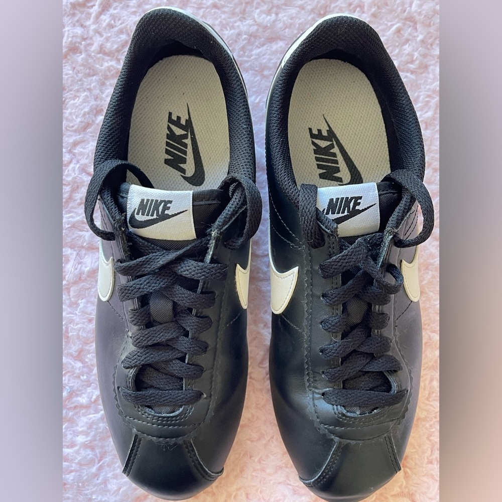 Nike Cortez Basic Leather Women’s Size 7.5 Black White 807471-010 no box - Picture 4 of 11